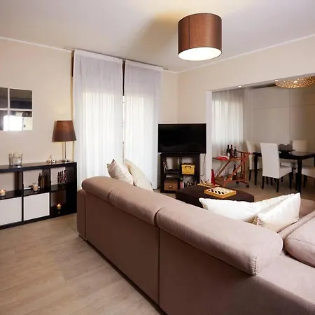 Elegance And Comfort A Due Passi Da Centro Appartement *