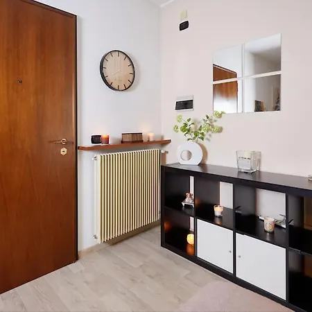 Elegance And Comfort A Due Passi Da Centro Apartment
